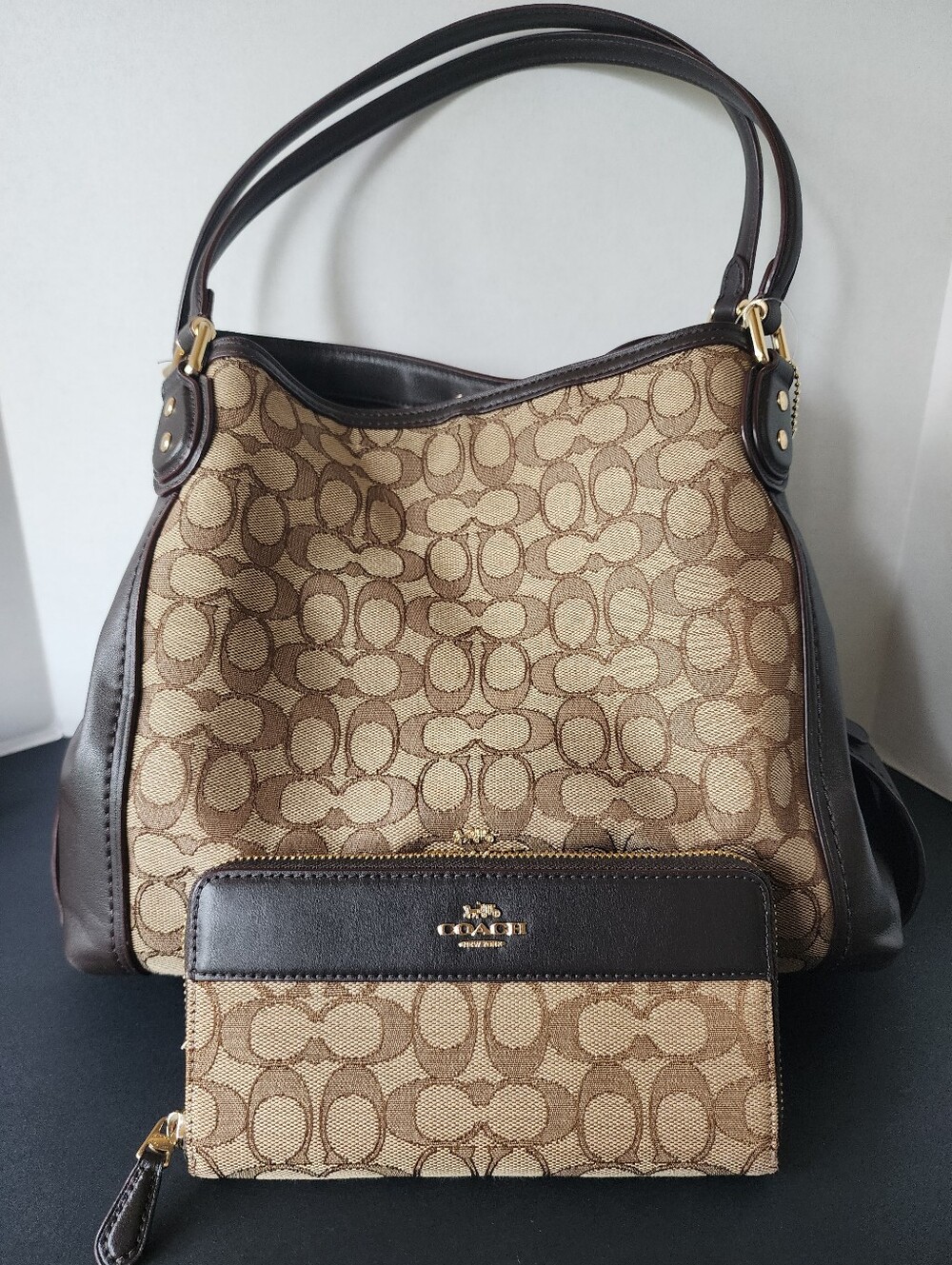 Coach Edie 31 & Matching Wallet, EUC, 2018/2019, $523 Mixed Retail - Picture 1 of 16